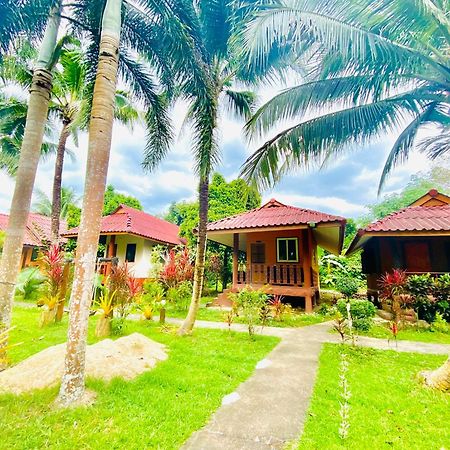 Khao Sok Nung House Hotel Khao Sok National Park Ngoại thất bức ảnh