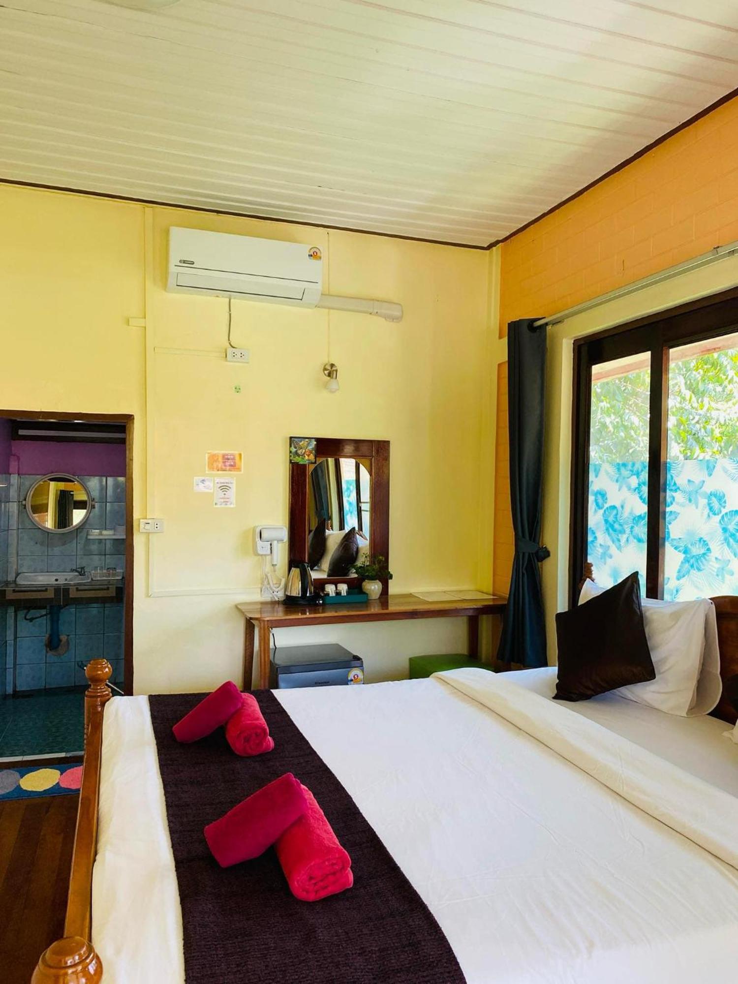 Khao Sok Nung House Hotel Khao Sok National Park Ngoại thất bức ảnh