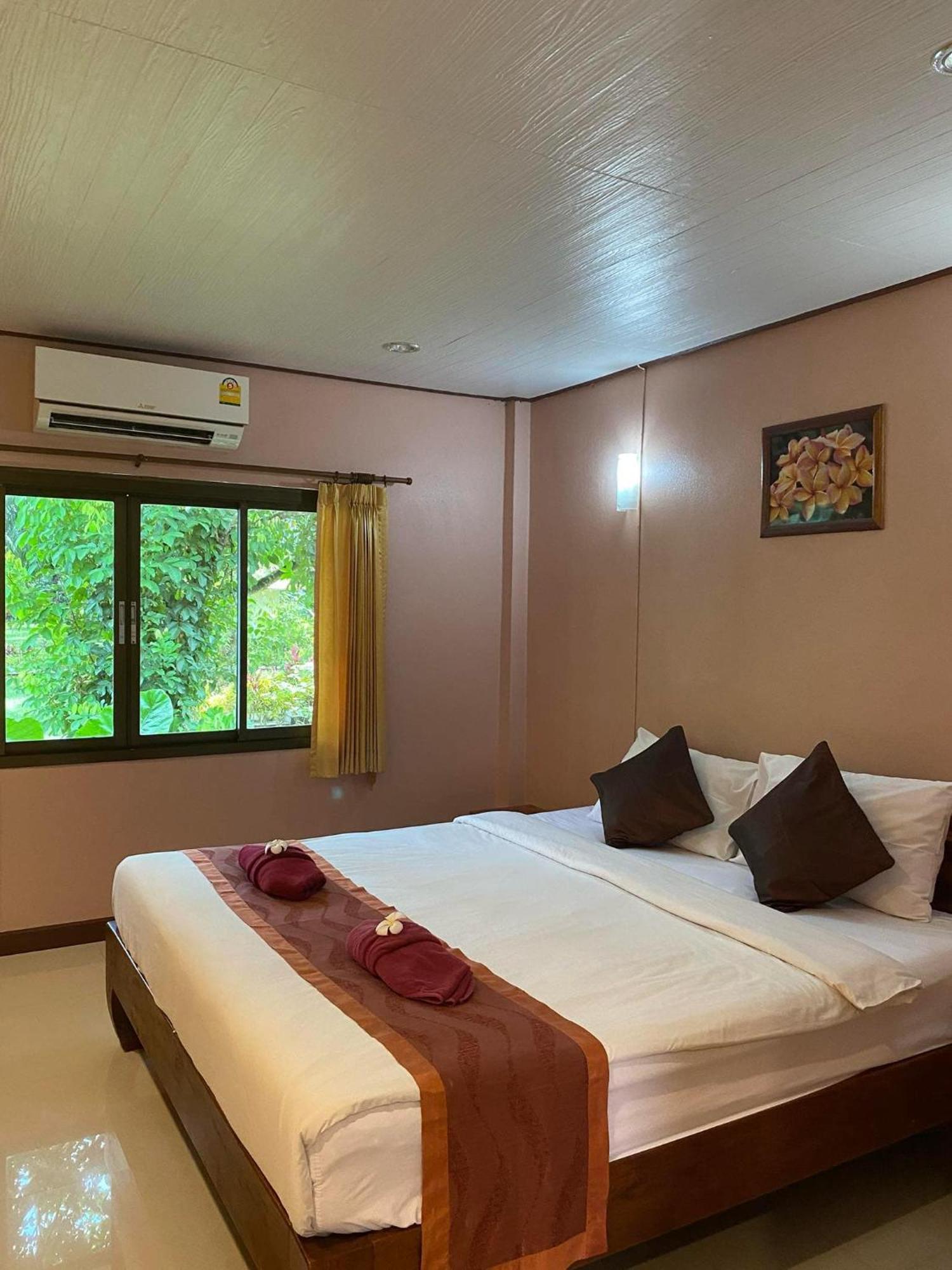 Khao Sok Nung House Hotel Khao Sok National Park Ngoại thất bức ảnh