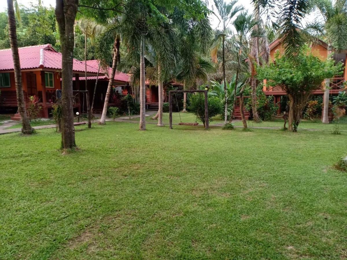 Khao Sok Nung House Hotel Khao Sok National Park Ngoại thất bức ảnh