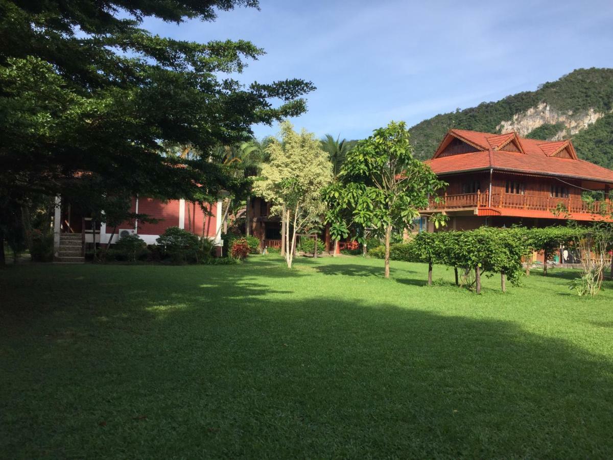 Khao Sok Nung House Hotel Khao Sok National Park Ngoại thất bức ảnh